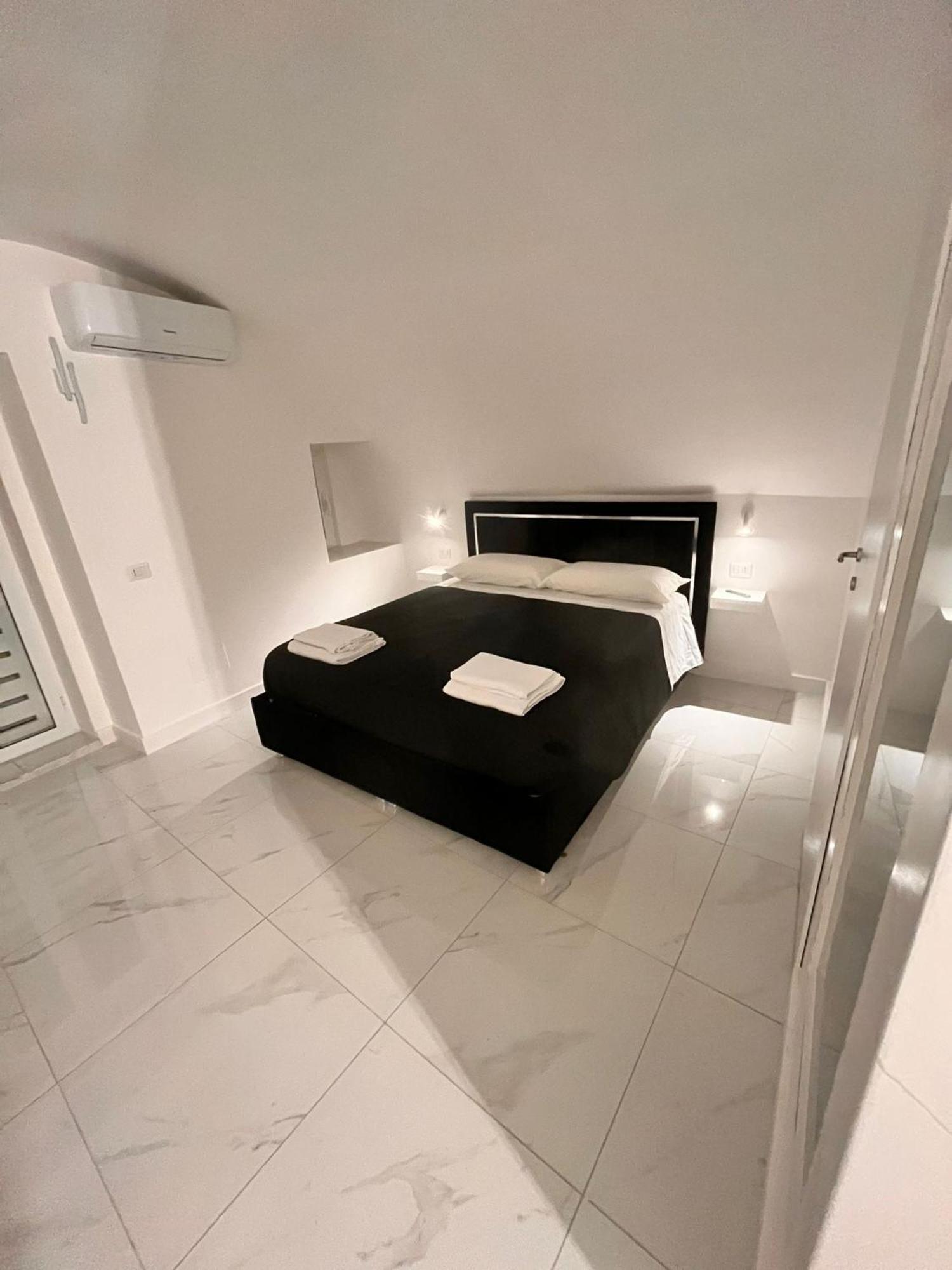 Suite Luxury Toto Nápoles Exterior foto